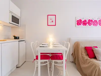 Cuisine ou kitchenette dans l'établissement Apartment Fleur Marine-33 by Interhome