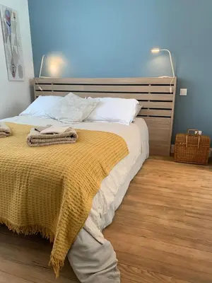Un ou plusieurs lits dans un hébergement de l'établissement Chez Viviane