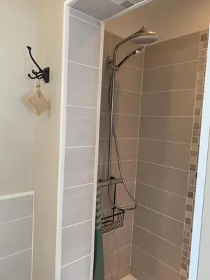 Salle de bains dans l'établissement Chez Viviane