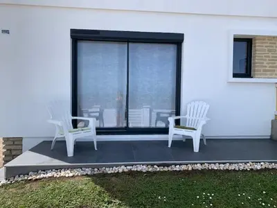 Coin salon dans l'établissement Villa de la plage, front de mer, Juno beach