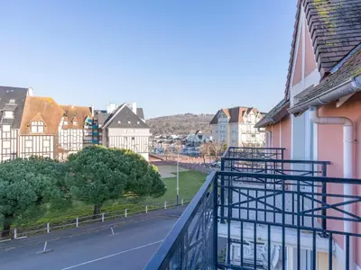 Vue générale sur la montagne ou vue sur la montagne depuis l'appartement