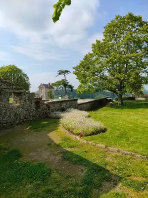 Jardin de l'établissement La halte cycliste