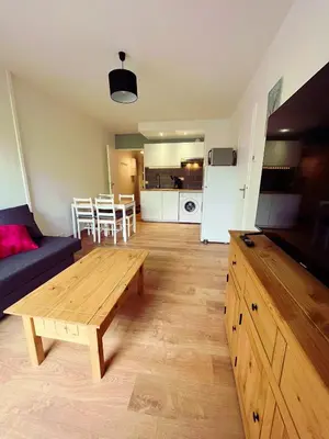 Cuisine ou kitchenette dans l'établissement Calme et arborée proche de la plage