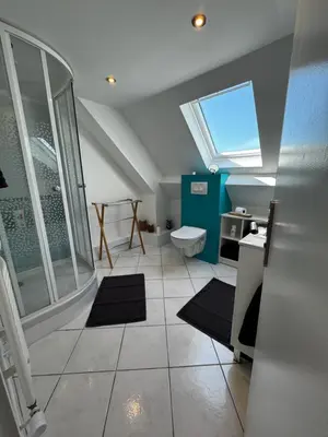 Coin salon dans l'établissement Chambre chez l habitant proximité de la baie du Mont Saint Michel Avranches