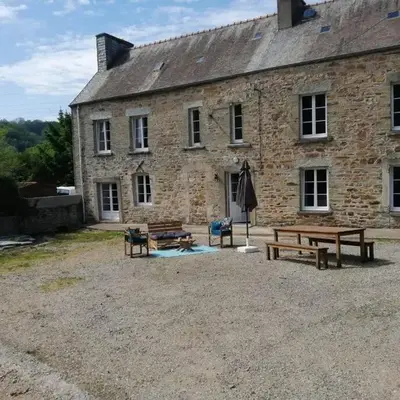 Jolie maison en pierre proche centre-ville