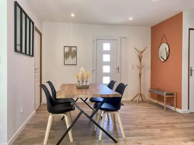 Plan de l'établissement Maison neuve à deux pas du Mont