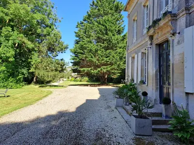 Jardin de l'établissement La Maison Pelloquin