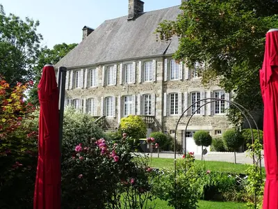 Jardin de l'établissement Manoir Saint Martin Chambres d'hôtes