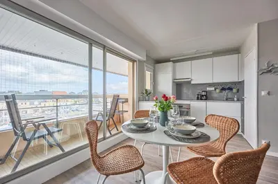 Cuisine ou kitchenette dans l'établissement Le Tikahupo - Charmant appt vue sur le port