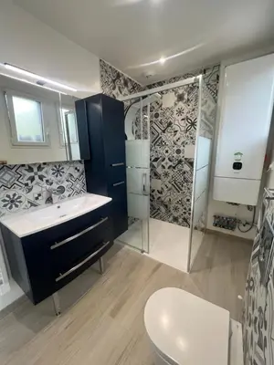 Salle de bains dans l'établissement Le bruit des vagues Sciotot