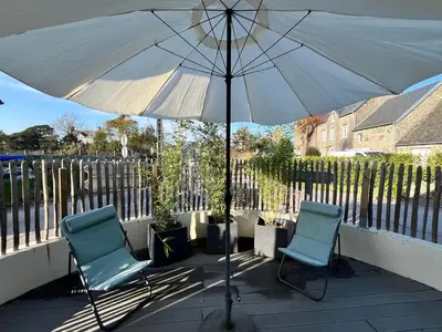 Terrasse ou espace extérieur de l'établissement Maison rénovée à Agon-coutainville proche de la mer, classé meublé de tourisme 3 étoiles