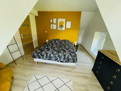Un ou plusieurs lits dans un hébergement de l'établissement maison secteur Mont St Michel