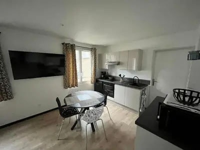Cuisine ou kitchenette dans l'établissement Coin de paradis avec spa illimité en plein centre Avranches