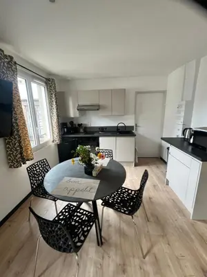 Cuisine ou kitchenette dans l'établissement Coin de paradis avec spa illimité en plein centre Avranches