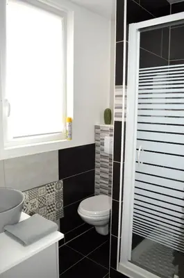 Salle de bains dans l'établissement Le Gambetta, 100m de la plage
