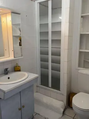 Salle de bains dans l'établissement Bel Cabourg 5 minutes de la mer