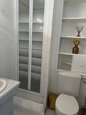 Salle de bains dans l'établissement Bel Cabourg 5 minutes de la mer