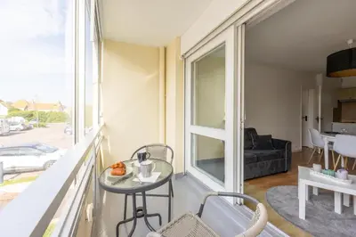 Coin salon dans l'établissement L'Ancre Marine - Appt à 100m de la plage
