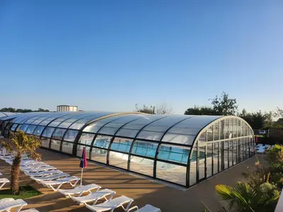 Piscine de l'établissement LOCIMAD ou située à proximité