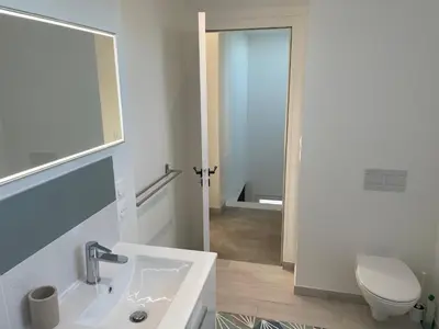 Salle de bains dans l'établissement Maison au calme - entre Caen et la mer