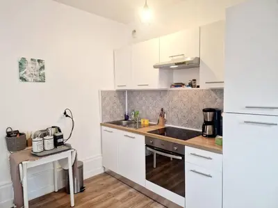 Cuisine ou kitchenette dans l'établissement Frégate