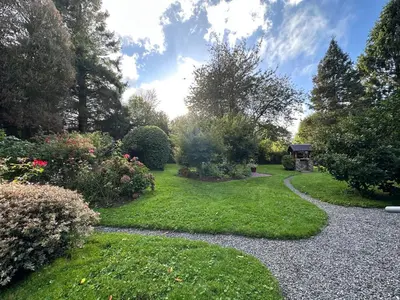 Jardin de l'établissement Chez Stéphanie et Sylvain
