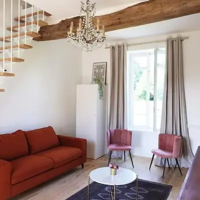 Le Perchoir Gîte de charme dans château -SPA-