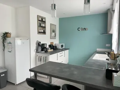 Cuisine ou kitchenette dans l'établissement Maison 4/6 personnes à Bayeux