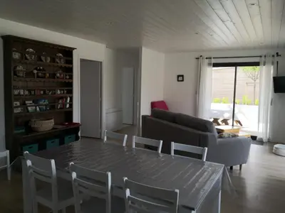Coin salon dans l'établissement Gîtes des Embruns
