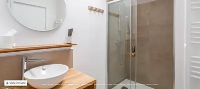 Salle de bains dans l'établissement La maison d'Amélie Cancale