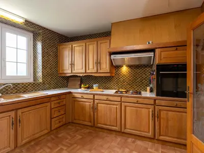 Cuisine ou kitchenette dans l'établissement Holiday Home Esprit Bailly by Interhome