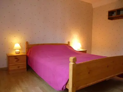 Un ou plusieurs lits dans un hébergement de l'établissement Maison ancienne entièrement rénovée pour 5 personnes