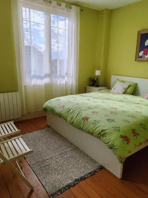 Un ou plusieurs lits dans un hébergement de l'établissement Villa Francette à 500m de la plage