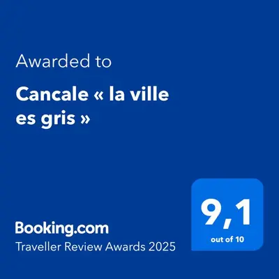 Certificat, récompense, panneau ou autre document affiché dans l'établissement Cancale « la ville es gris »
