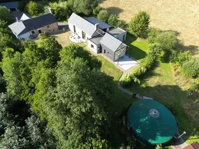 Jardin de l'établissement le moulin des riviéres