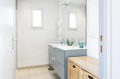 Cuisine ou kitchenette dans l'établissement Chez Marie et Philippe - 1km de la plage