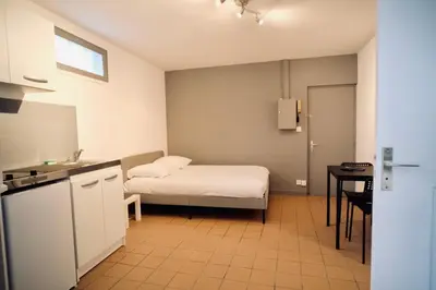 Cuisine ou kitchenette dans l'établissement Canal Varignon