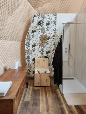 Salle de bains dans l'établissement le cocon d'amour 