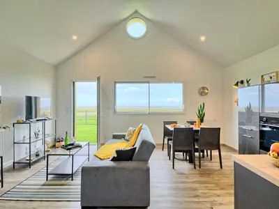 Télévision ou salle de divertissement dans l'établissement Holiday Home l'atelier des rêves by Interhome