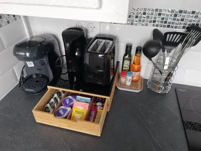 Plateau bouilloire dans l'établissement Studio cosy à 200m de la plage