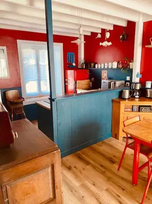 Cuisine ou kitchenette dans l'établissement Jolie maison à la campagne « Chez Germaine »