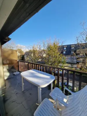 Balcon ou terrasse dans l'établissement Appartement charmant bord de mer