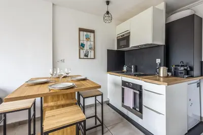 Cuisine ou kitchenette dans l'établissement Appartement Alfredo - Welkeys
