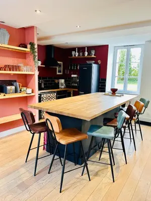 Cuisine ou kitchenette dans l'établissement Maison au cœur d'une ancienne ferme à BAYEUX
