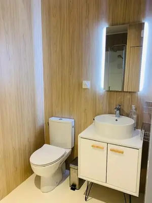 Salle de bains dans l'établissement Tiny House à 10min du Mont Saint Michel