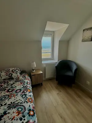 Un ou plusieurs lits dans un hébergement de l'établissement La Tourelle - Balcon vue mer et terrasse plein sud