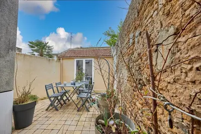 Terrasse ou espace extérieur de l'établissement Cottage Côté Mer - A 1km de la plage
