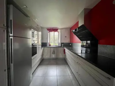 Cuisine ou kitchenette dans l'établissement Les Castelets by Melrose