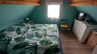 Cuisine ou kitchenette dans l'établissement Maison de plage avec accès direct à la plage
