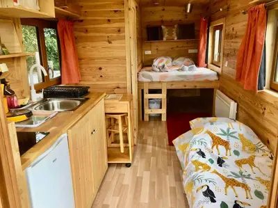 Cuisine ou kitchenette dans l'établissement 40min Mt St Michel 30min Mer Draps Serviettes Baie Normandie Cottage